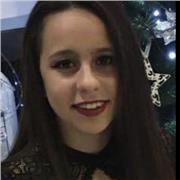 Canguro que ayuda con los deberes y estudios de su hijo/a